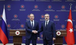 Bakan Fidan, Rus mevkidaşı Lavrov'la İsrail-İran çatışmasına ilişkin telefonda görüştü