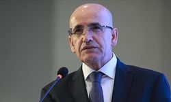 Bakan Şimşek: Enflasyonda hane halkı ile beklentiler arasındaki farkın 6 yılın en düşük seviyesine inmesi önemli