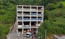 Rize’de 4 katlı kurban pazarında hareketlilik arttı