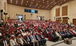 AK Parti’nin Artvin Etkinliğinde Salon Dolmadı