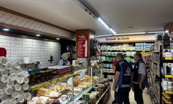 Borçka Zabıtasından Marketlere Sıkı Denetim