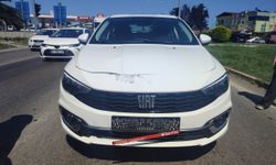Çarşamba'da Otomobilin Çarptığı Motosiklet Sürücüsü Yaralandı