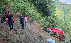 Giresun'da Fındık İşçilerini Taşıyan Kamyonet Devrildi 1 Kişi Öldü, 9 Kişi Yaralandı