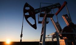 Petrol Fiyatları Kritik 70 Dolar Bandında Denge Arıyor