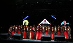 Trabzon'da "33. Uluslararası Akçaabat Müzik ve Halk Oyunları Festivali" sona erdi