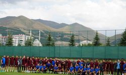 Trabzonspor’un Erzurum kampı başladı