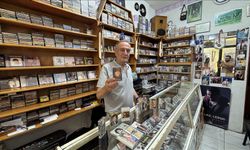 Nostalji Tutkusu Bitmeyen Kasetçi Aynı İş Yerinde 47 Yılı Geride Bıraktı