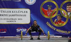 Türkiye'de Kadın Halterci Sayısı Artıyor