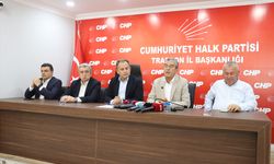 CHP heyeti, saha çalışmaları kapsamında Trabzon'da gazetecilerle bir araya geldi
