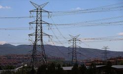Yazın artan elektrik talebi bilinçli tüketim alışkanlıklarını zorunlu kılıyor