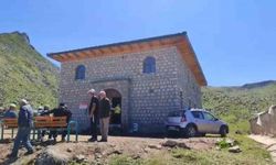 Rize’nin en yüksek yayla camisi Çamlıhemşin’de açıldı