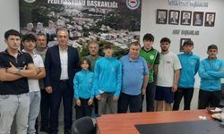 Şampiyon Güreşçilerden Artvin ASKF’ye Ziyaret