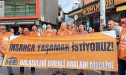 Halkevleri Emekli Hakları Meclisi'nden Kemalpaşa’da Protesto Yürüyüşü