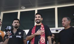 İlkay Gündoğan, Galatasaray'a transfer olmanın mutluluğunu yaşıyor