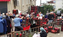 Market açılışında izdiham