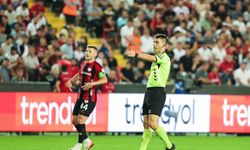 Samsunspor’dan hakem kararlarına tepki: "Emekler heba edildi"