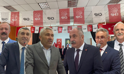 CHP’de Kongreler Hız Kesmeden Sürüyor