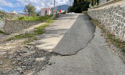 Yol Bakımsızlığa Terk Edildi