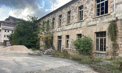 Tarihi Ardanuç Lisesi’nin Akıbeti Ne Olacak?