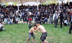 Cumhuriyet ile yaşıt karakucak güreşleri