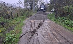 Salıpazarı'nda çöken yol onarılarak yeniden ulaşıma açıldı