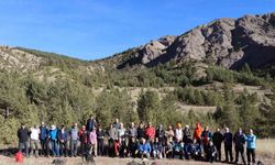 "Öğretmenler Günü" için 15 kilometrelik yürüyüş