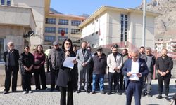 CHP Yusufeli’den 10 Kasım Tepkisi: “Okuldayız”