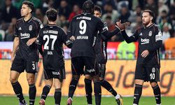Beşiktaş bu sezon 'bir ileri iki geri'