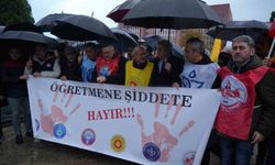 Öğrencilerden öğretmene şiddete sendikalardan tepki