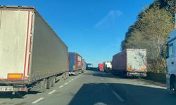 Sarp Sınır Kapısı’nda Tır Çilesi