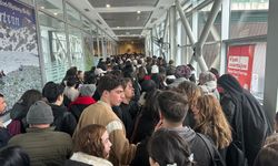 Sarp Sınır Kapısı’nda Yılbaşı Hareketliliği