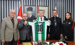Artvin Spor’dan Vali Ergün’e Ziyaret
