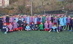 Batum Temsilcisi Borçka’da Sahaya Çıktı