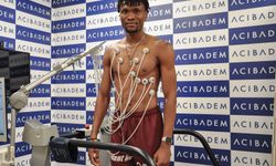 Trabzonspor, Nijeryalı futbolcu Chibuike Nwaiwu'yu renklerine bağladı