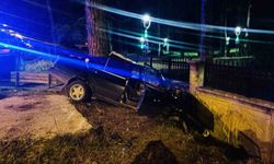 Samsun'da feci kazada otomobil hurda yığınına döndü: 1 yaralı