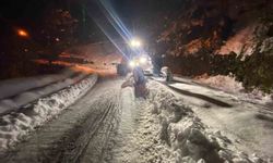 Trabzon'da karla mücadele sürüyor