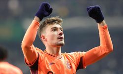 Trabzonspor'un orta saha oyuncusu Ernest Muçi'den 'azim' vurgusu: