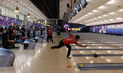 Samsun'da Gençler Türkiye Bowling Şampiyonası düzenlendi