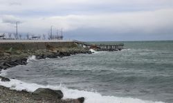 Trabzon'da rüzgar etkili oldu