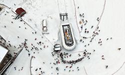 Yarıyıl tatilinin son gününde Ilgaz Dağı'nda bulunan kayak merkezlerinde yoğunluk yaşandı