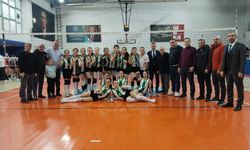 Artvin’de Yıldız Kızlar Voleybol Heyecanı Başladı