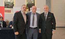 Öngüner Bayrağı Aydın’a Teslim Etti