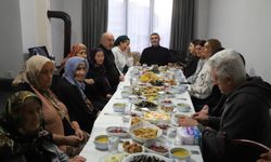 Hopa Belediyesi’nden Mahalle Mahalle, Kapı Kapı Dayanışma