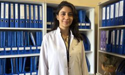 Yanlışlıkla içilen kimyasallar çocukların yemek borusunda delinmeye neden olabilir