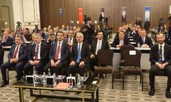 Ulaştırma ve Altyapı Bakanı Uraloğlu: 'Karadeniz'e demiryolu Samsun'dan Sarp'a uzanacak'