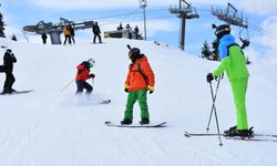 Artvin Atabarı Kayak Merkezi Ziyaretçilerini Ağırlamaya Devam Ediyor