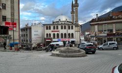 Halk Oyunları Heykeli Nerede?