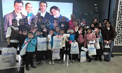 Öğrencilere Bayram Sevinci