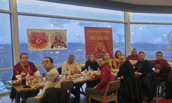 Cimbom Sevdalıları Aynı Sofrada