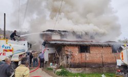 Kastamonu'da çıkan yangında evde hasar oluştu